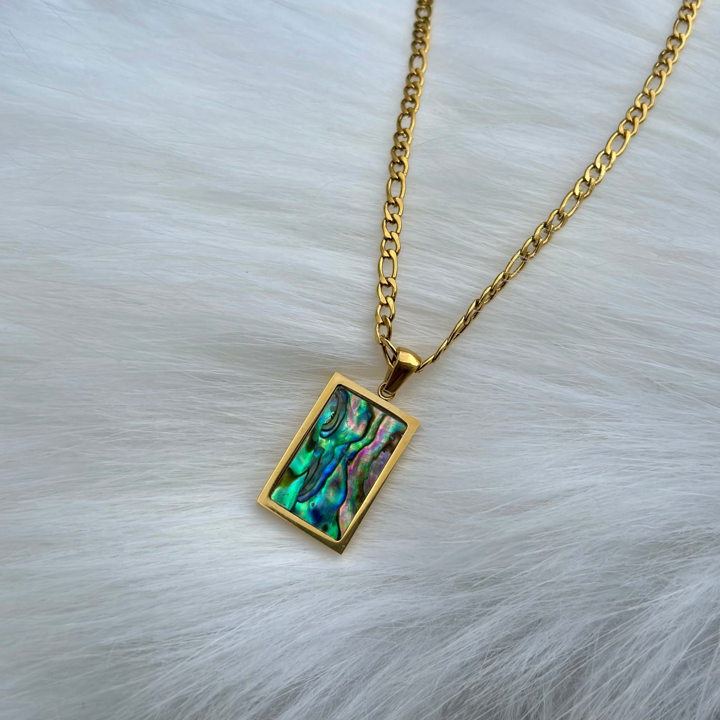 Aurore Boréale Tablet Pendant Necklace