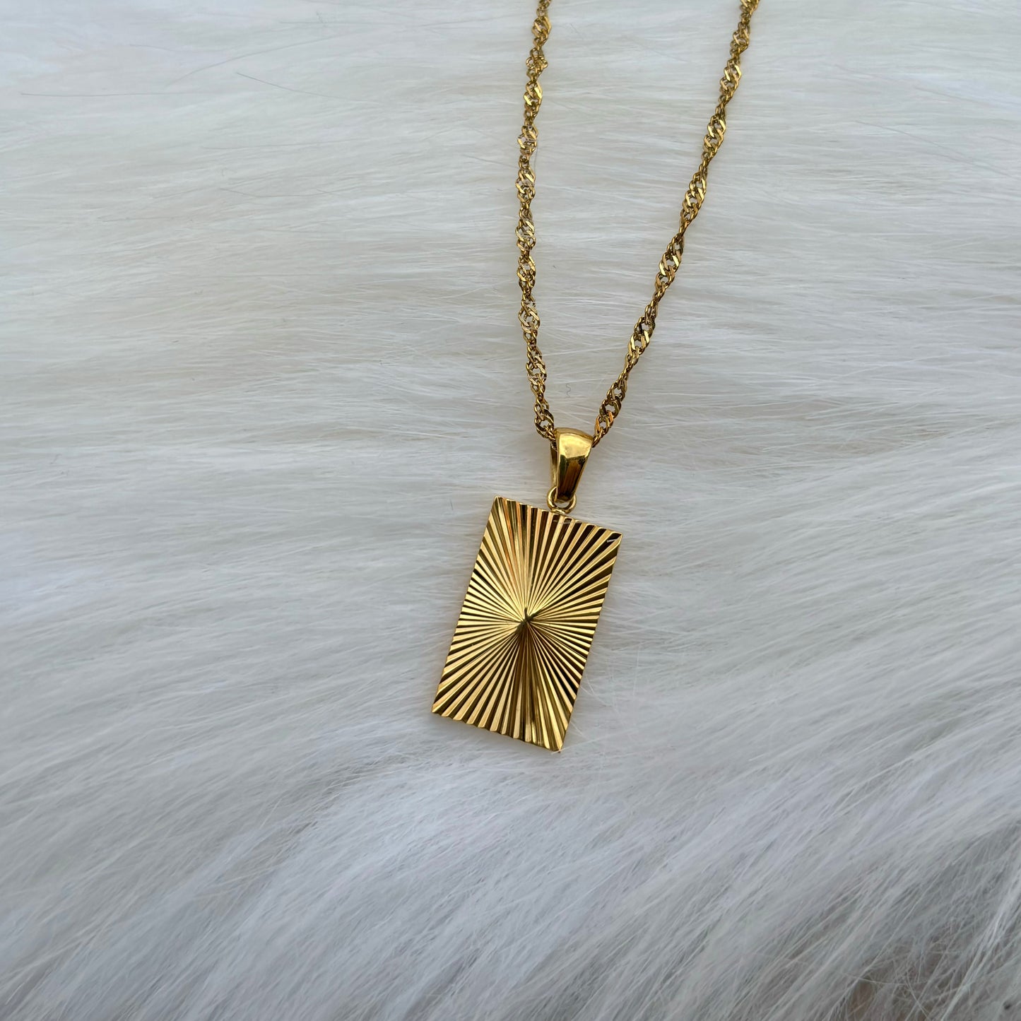 Soleil Gold Pendant Necklace