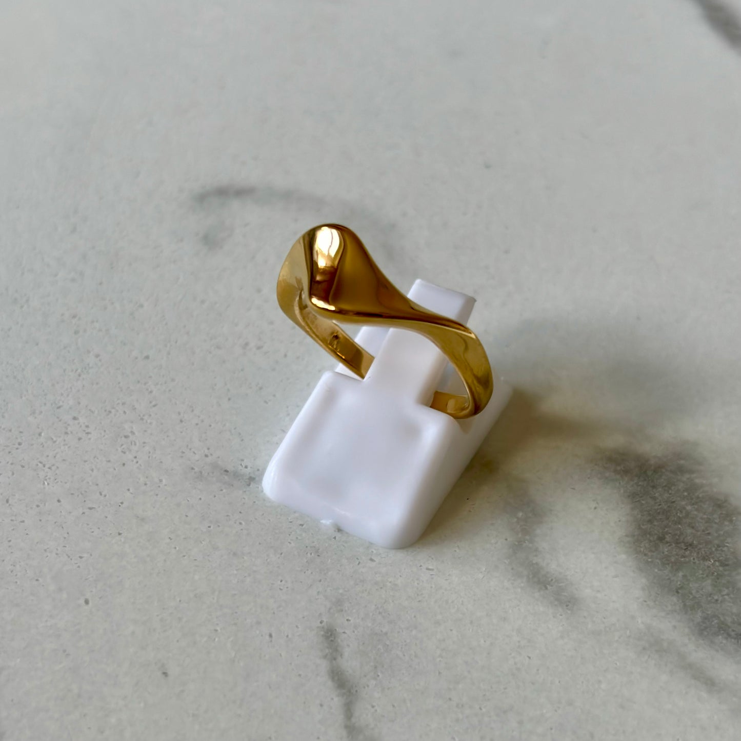 Modeste Gold Ring