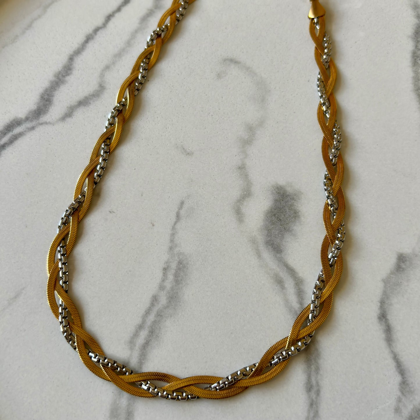 Tresser Twist Necklace