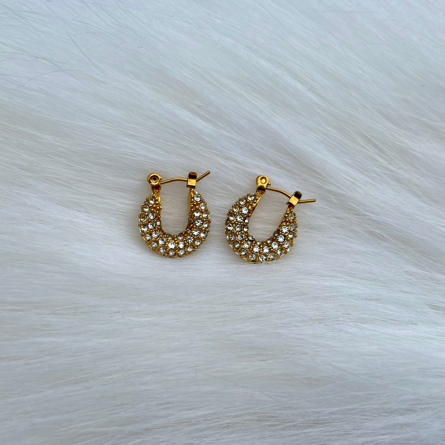 Étincelle Gold Huggie Hoop Earrings