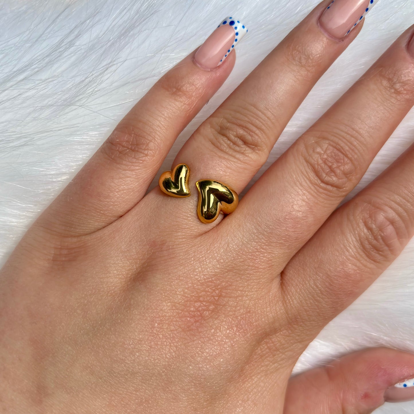 Des Tourtereaux Adjustable Gold Ring