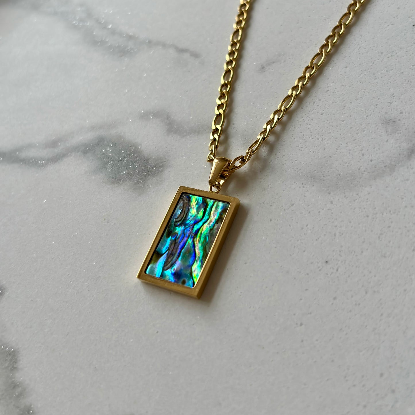 Aurore Boréale Tablet Pendant Necklace