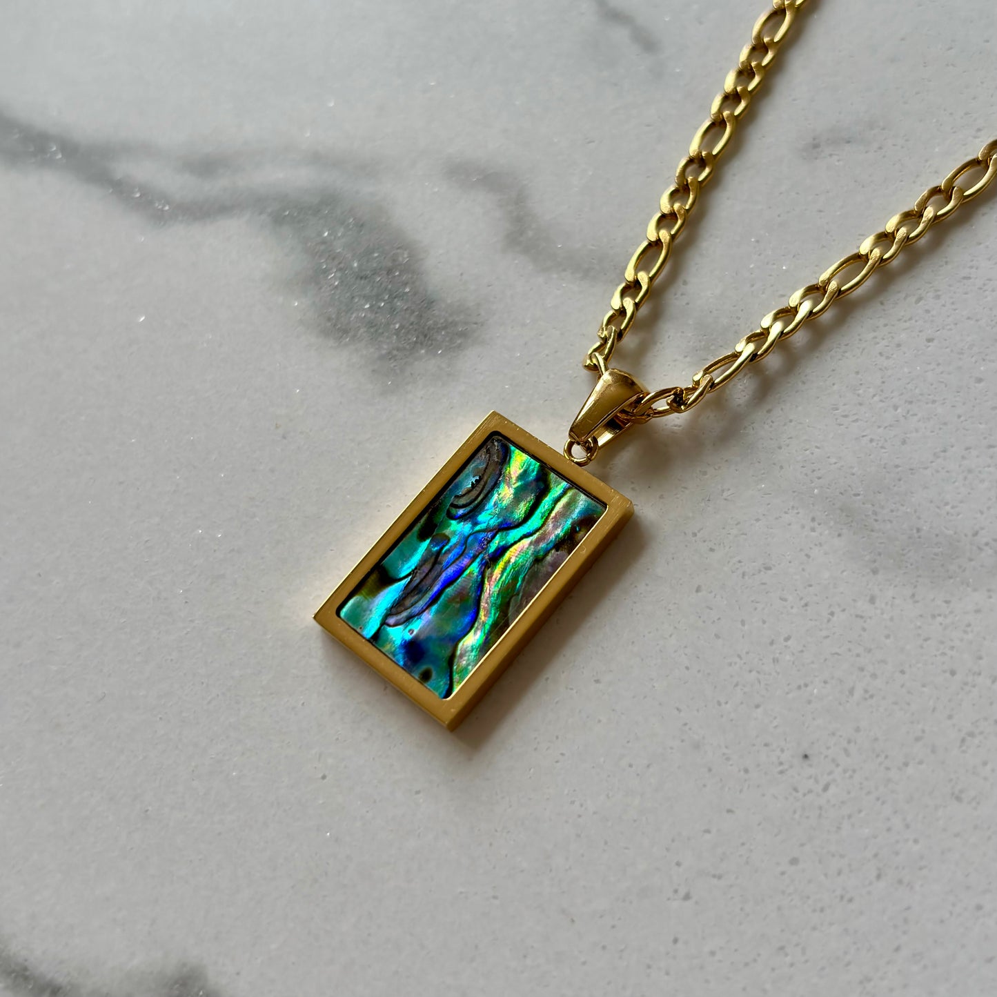 Aurore Boréale Tablet Pendant Necklace