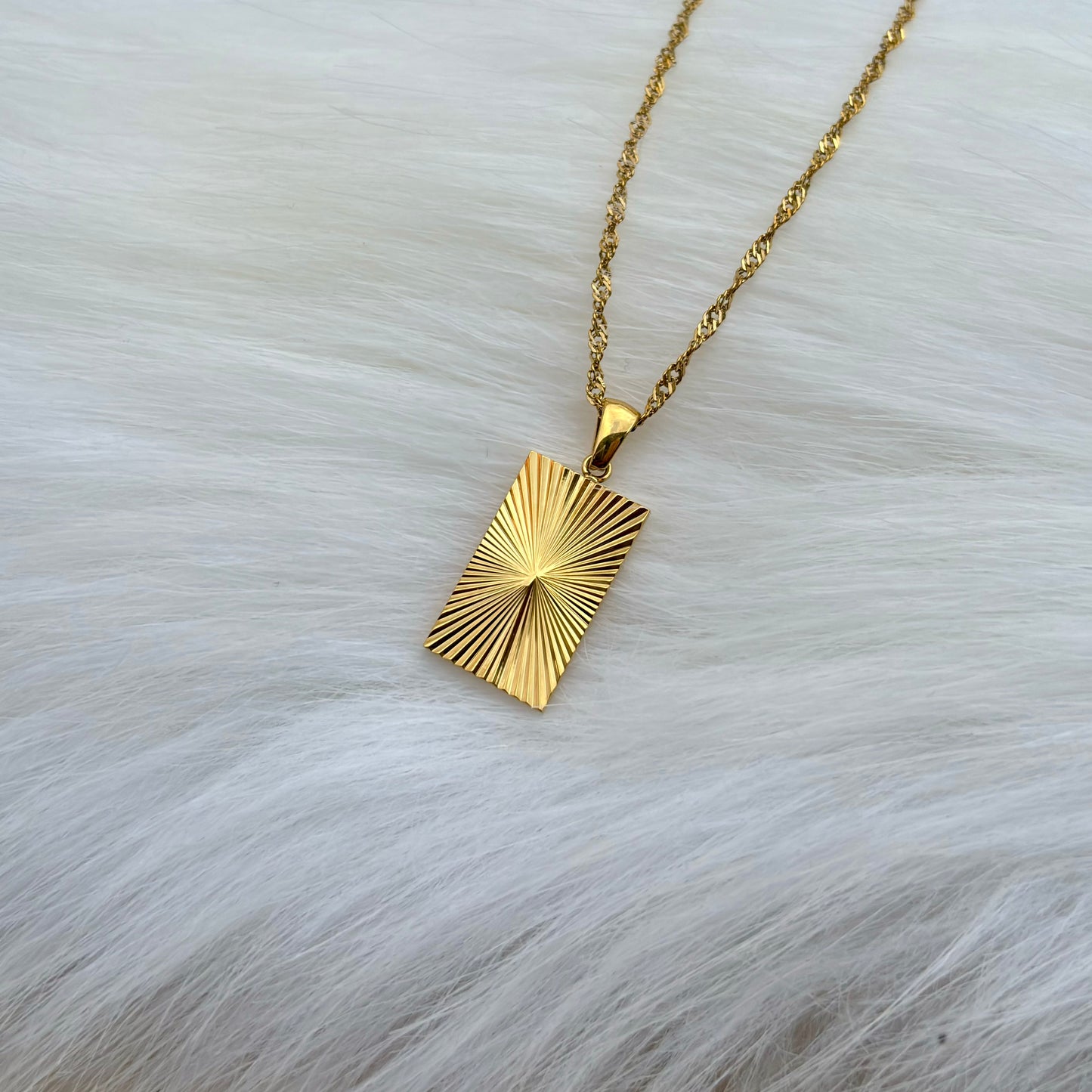 Soleil Gold Pendant Necklace