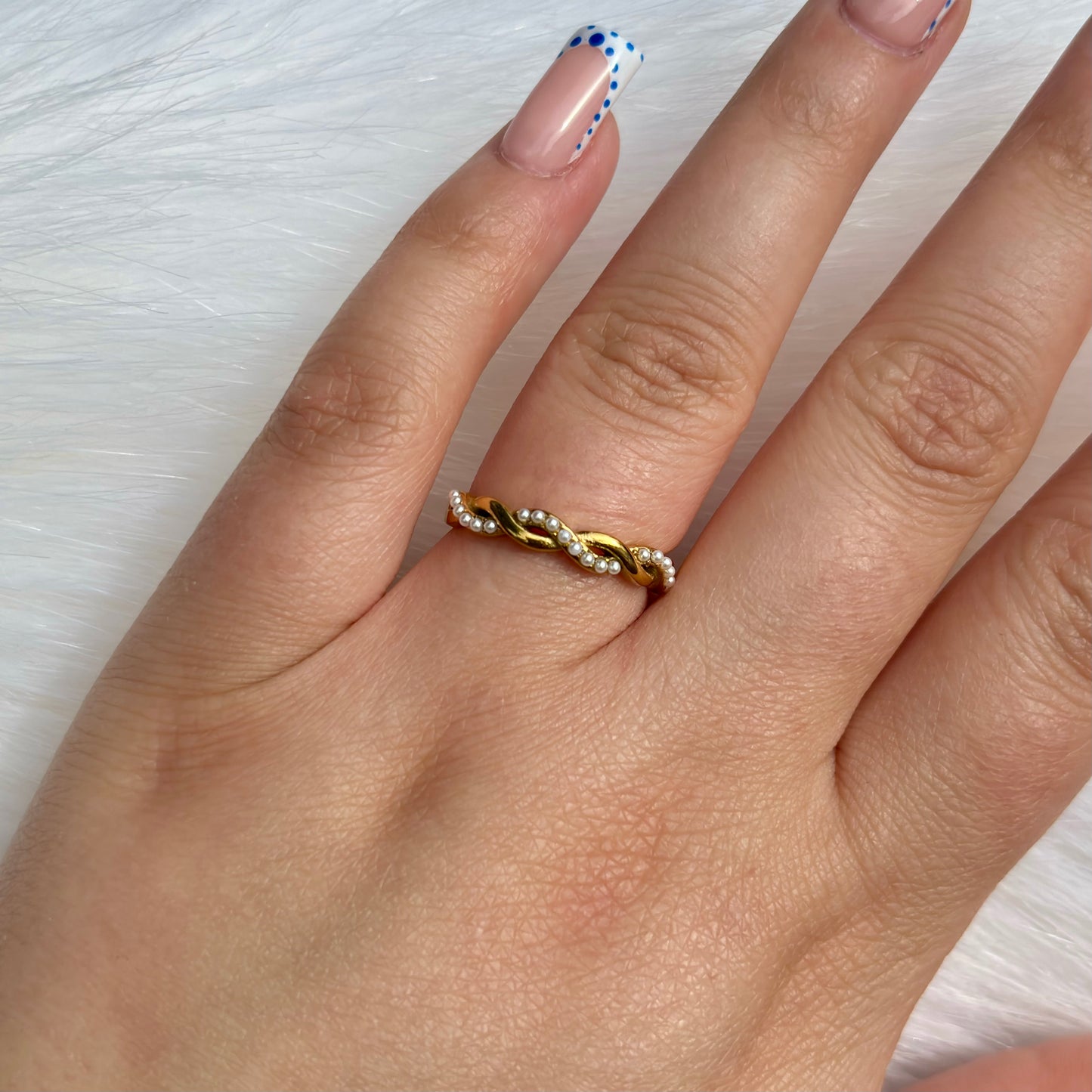 Vivienne Pearl Twist Gold Ring