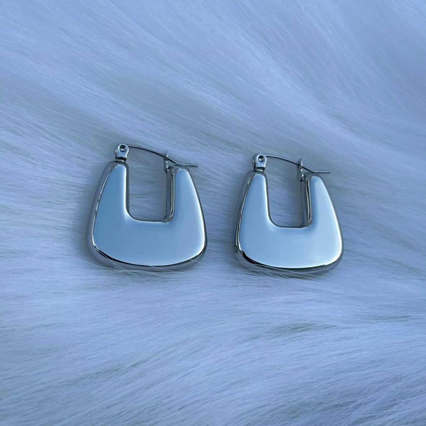 Bisous Chunky Hoop Earrings