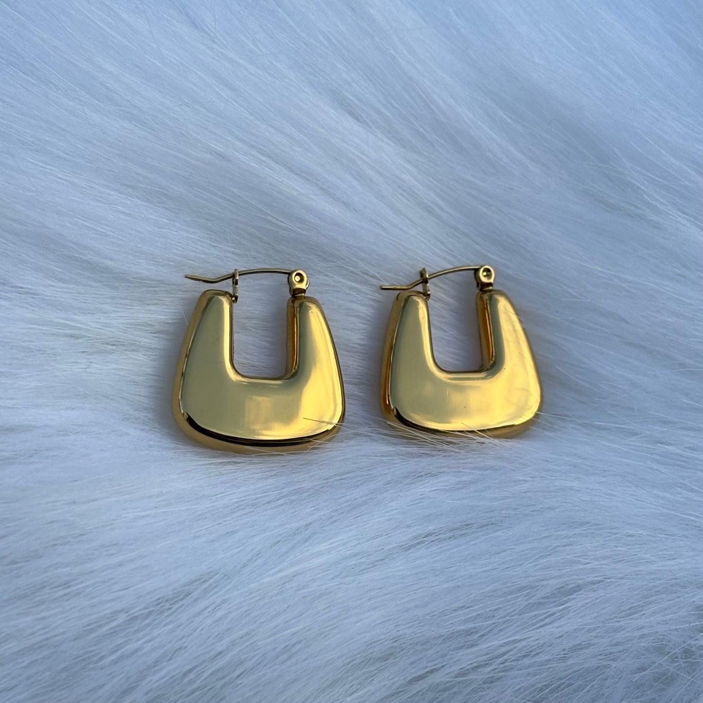 Bisous Chunky Hoop Earrings