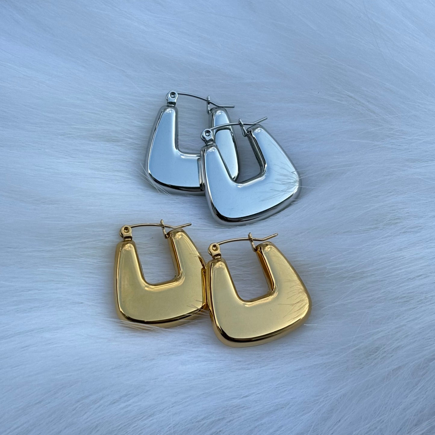 Bisous Chunky Hoop Earrings